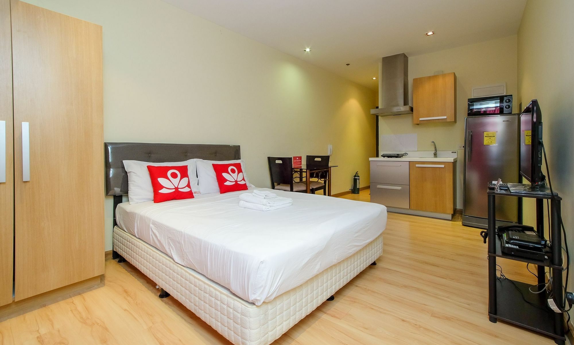 Zen Home Knightsbridge Residences Makati 马卡蒂 外观 照片